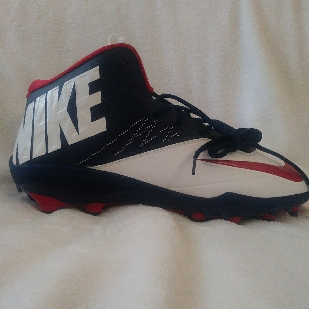 Nike cleats new 18